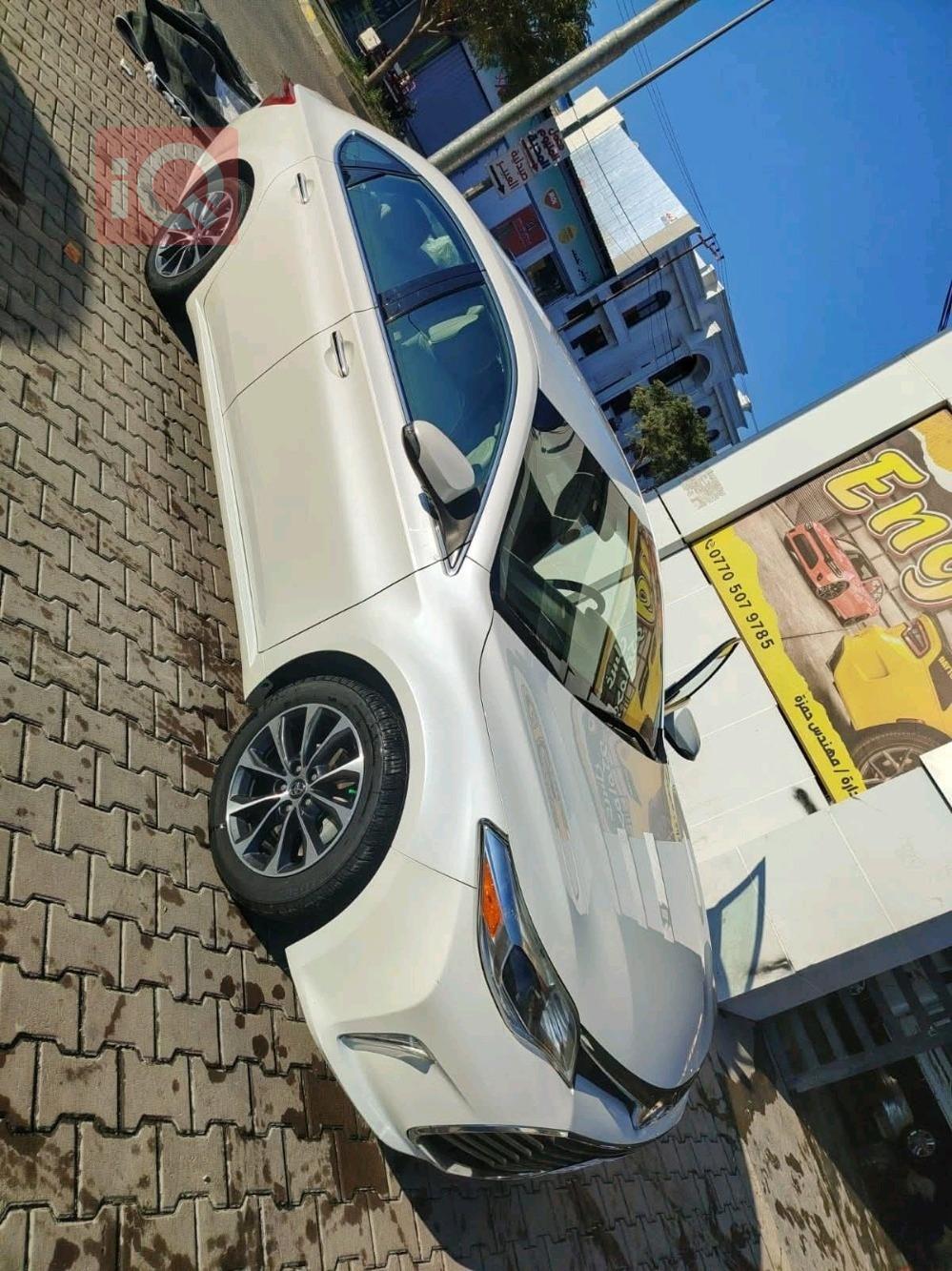 تويوتا أفالون